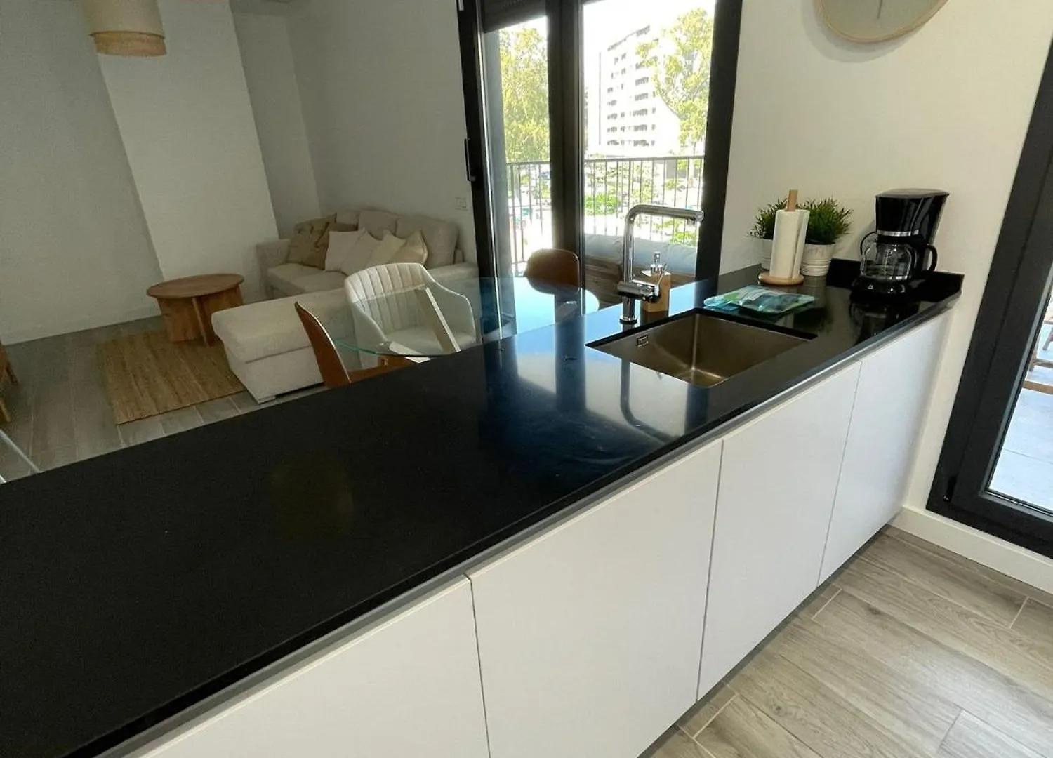 Apartamento Urbansky Con Terraza Malaga